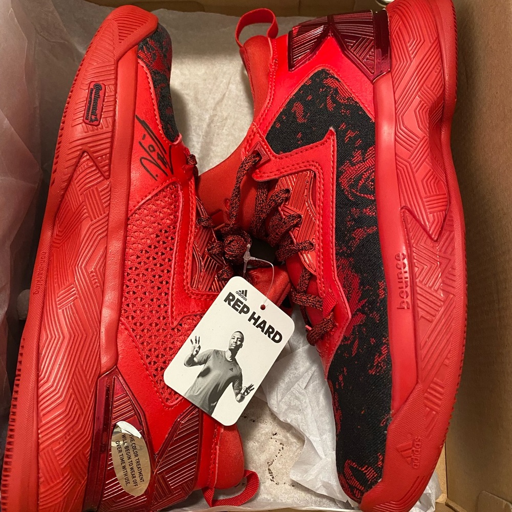 **SIGNED** Lillard 2 Florist City Basketball shoes